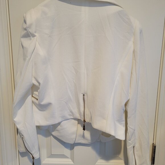 Professional Stylish White Blazer - Picture 2 of 2